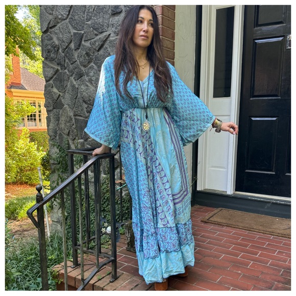 31 Beautiful Boho Silk Blend One of Kind Maxi Dress - Picture 2 of 6
